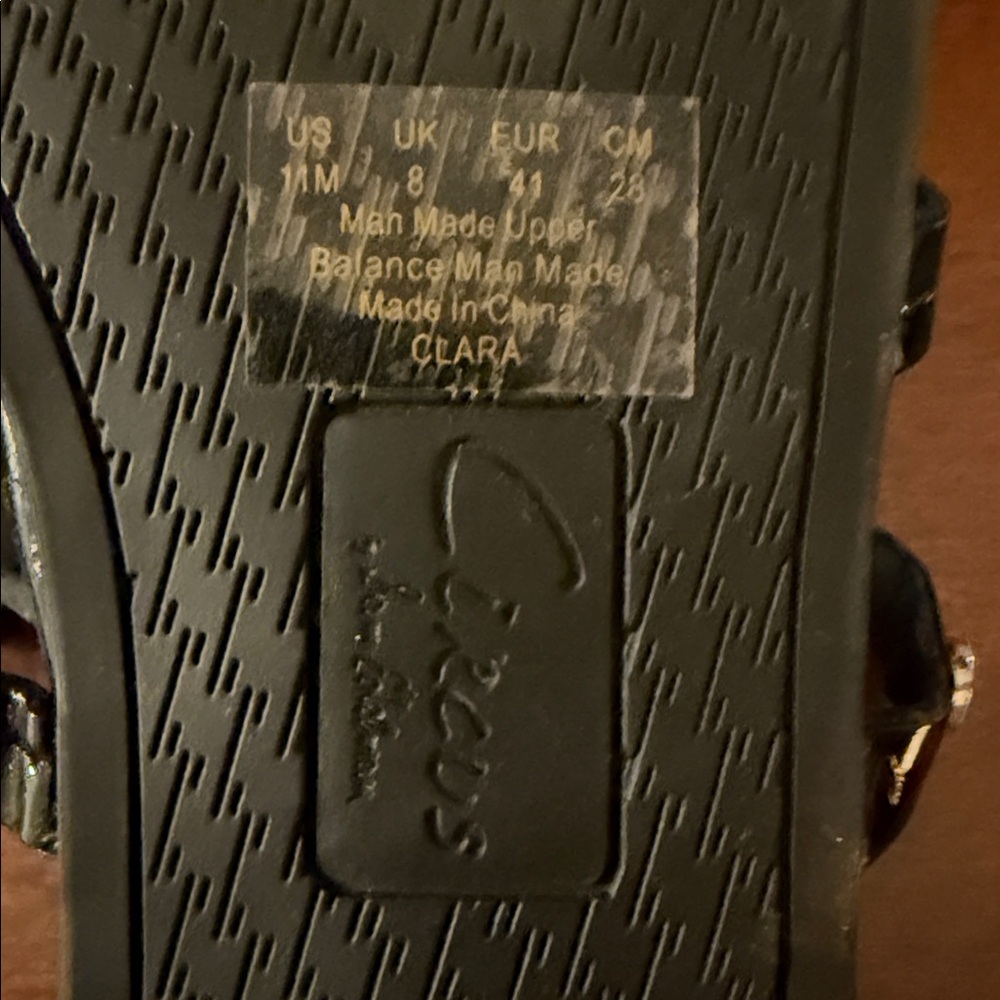 Circus by Sam Edelman Black Faux Patent Leather Sandals Like New Size 11 - Picture 8 of 9